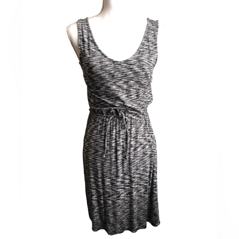 MERONA SLEEVELESS BLACK AND WHITE DRESS SIZE SMALL